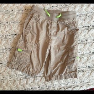 Boys khaki cargo shorts size medium